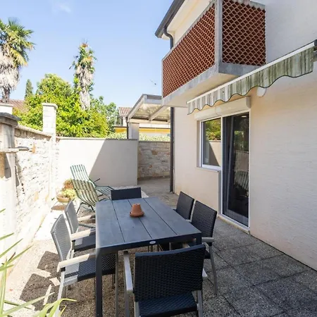 Apartment With Parking Space Savudrija, Umag - 27843 Savudrija