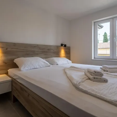 With Parking Space Savudrija, Umag - 27843 Apartment